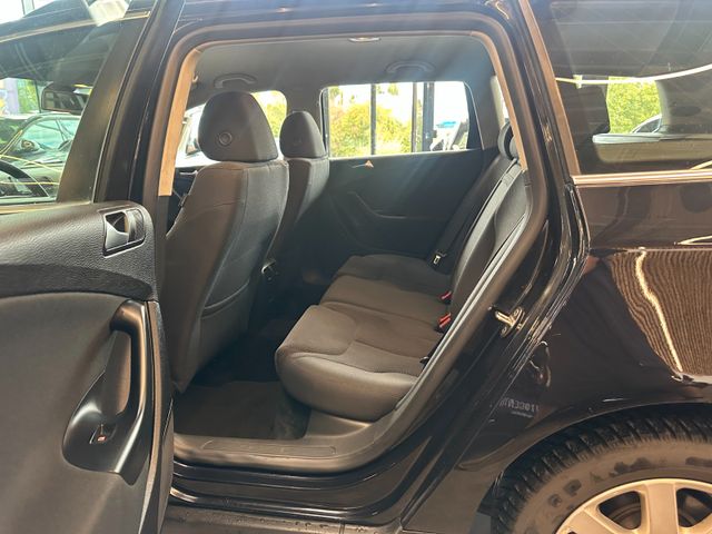 Volkswagen Passat Variant *TEMPO*KLIMA*SZHZ*