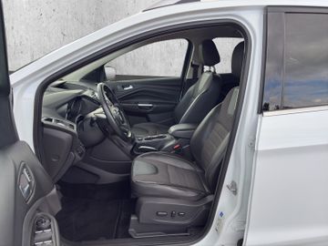 Ford Kuga 2.0 TDCi Titanium Kam.+KeyLess+Navi+SHZ+LM