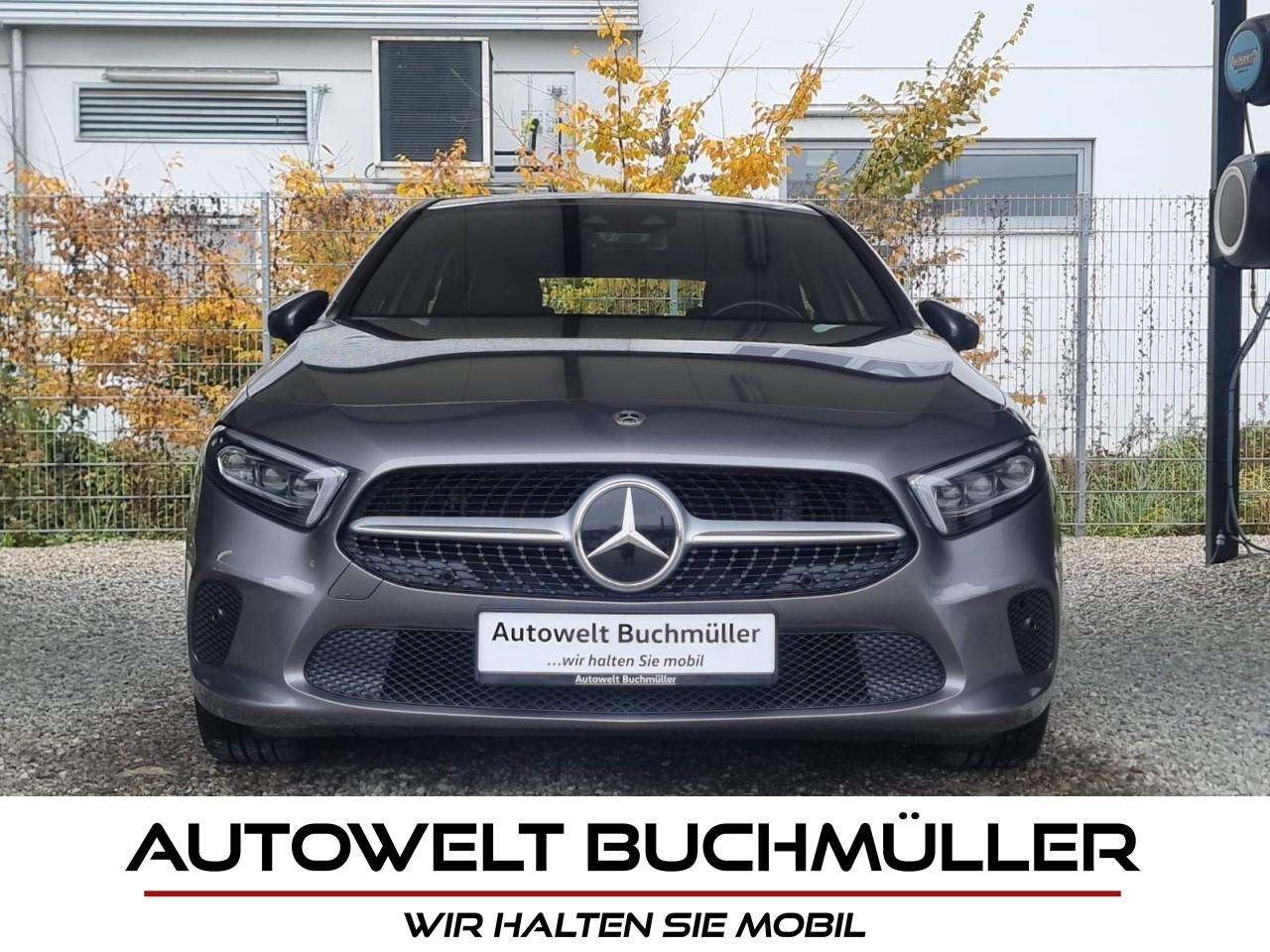 Mercedes-Benz A220d AUTO,MULTIBEAM,MBUX,KAMERA,BURMESTER,ACC