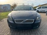 Volvo V50 Kombi 2.0 D Momentum - gebrauchte Volvo V50 aus dem Jahr 2004