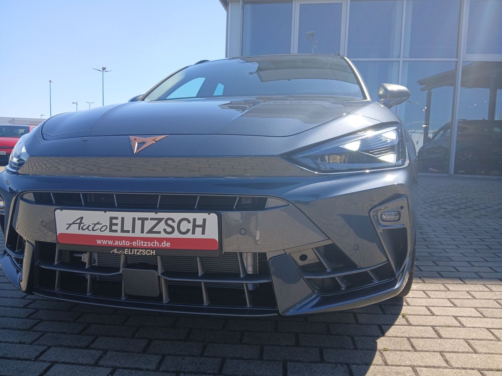 Fahrzeugabbildung CUPRA Leon ST TSI VZ DSG 4Drive LED AHK ACC RFK SH 19"