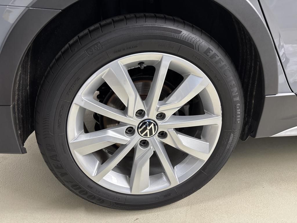 Volkswagen Golf VAR. Alltrack 4M 2.0 TDI DSG AHK*CAM*DIGITA