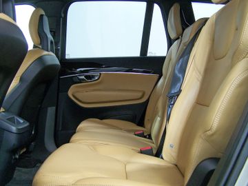 Volvo XC90 - 12