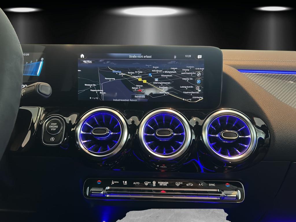 Mercedes-Benz GLA 45 AMG