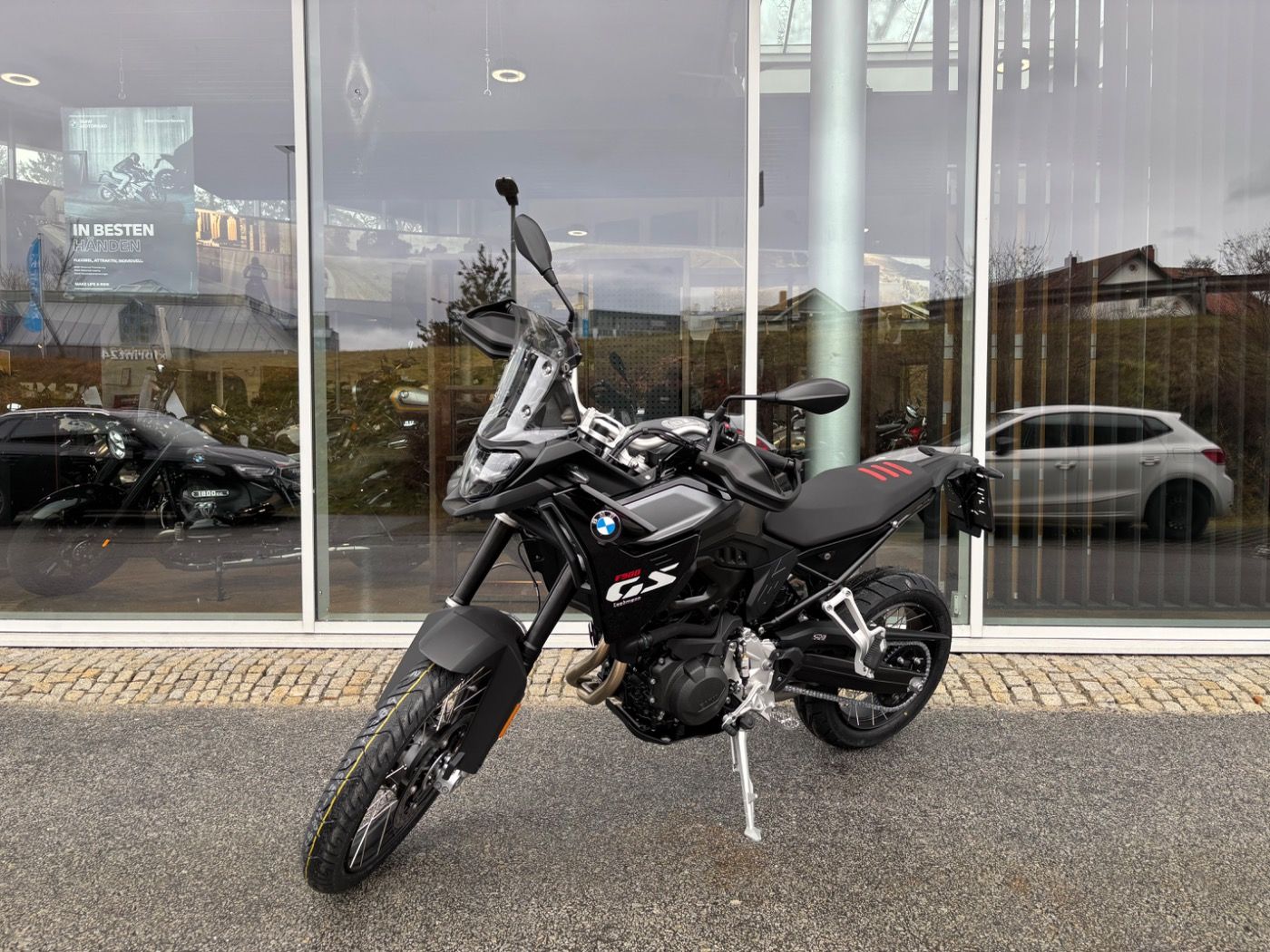 Fahrzeugabbildung BMW F 900 GS Dynamik-Paket