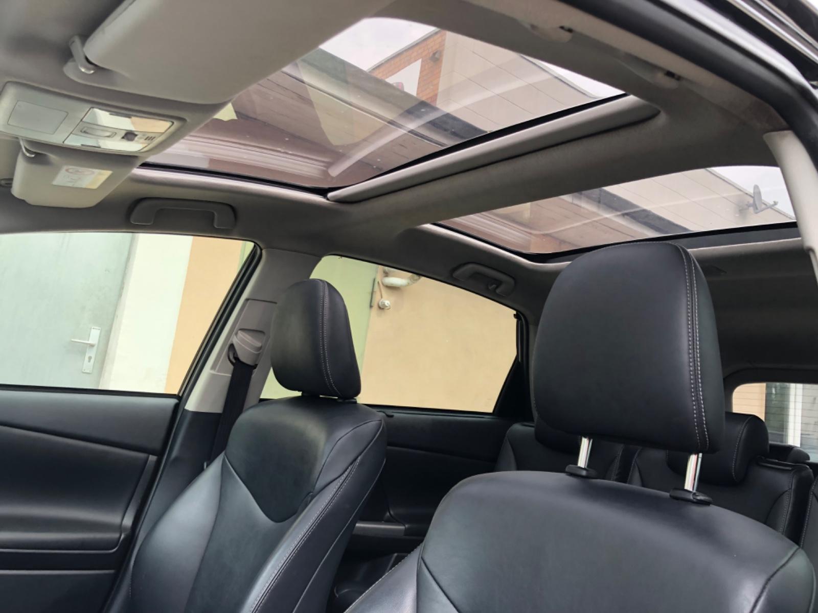 Toyota Prius+ 1.8-l-VVT-i Comfort,Panorama-Dach