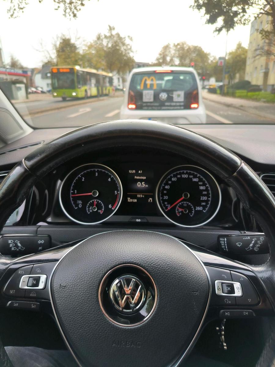 Volkswagen Golf 2015 — photo 13