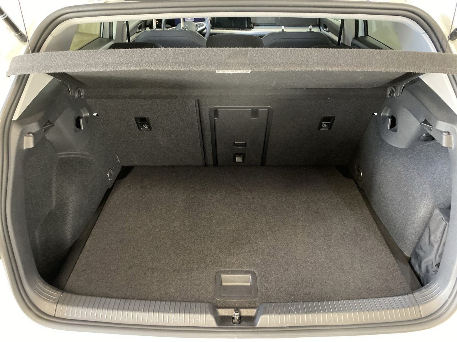 Volkswagen Golf - Bild 9