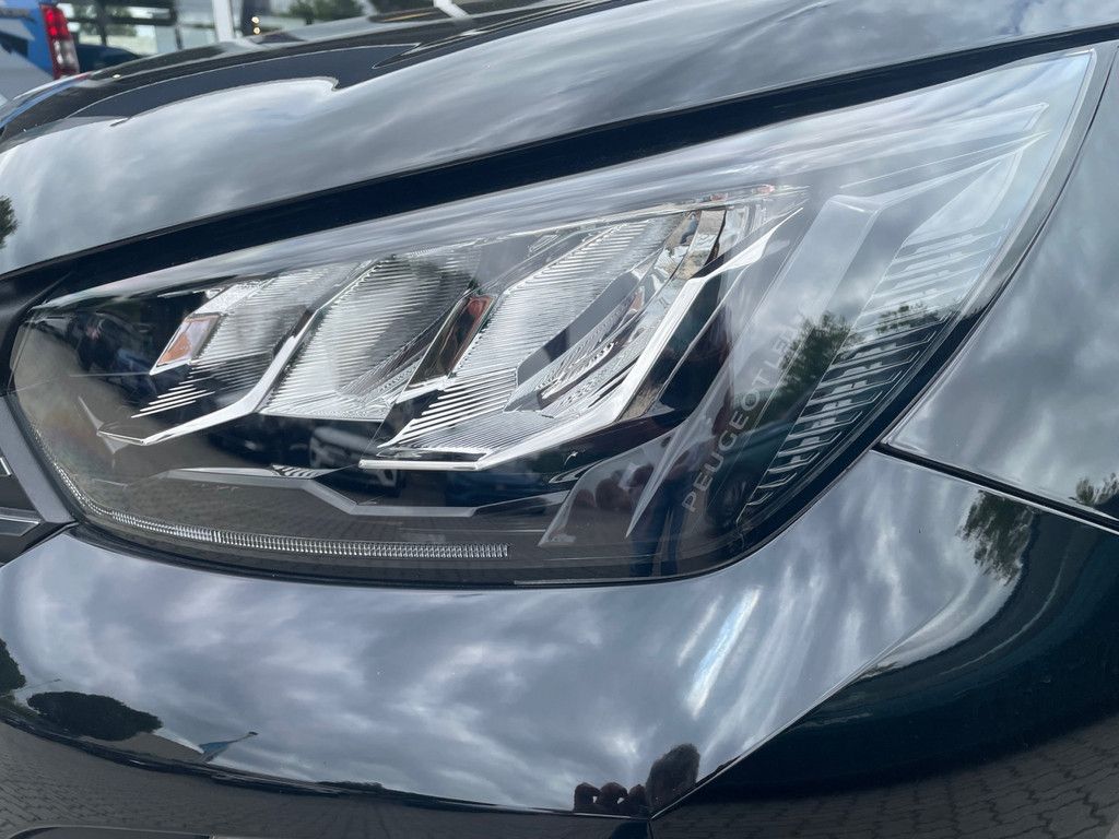 Peugeot 2008 - Bild 18
