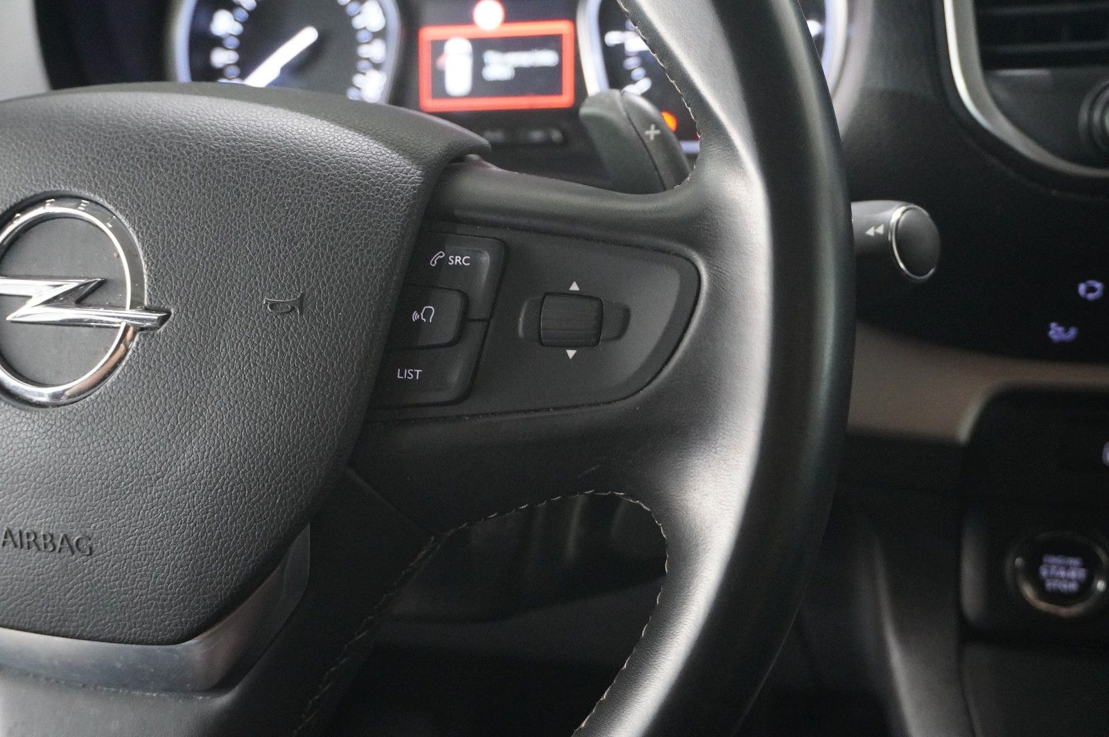Fahrzeugabbildung Opel Zafira Life Tourer 2.0D "M" NAVI/LED/KAMERA/SHZ