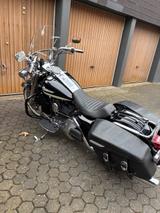 Harley-Davidson Road King FLHRCI Classic Retro Black & White - Angebote