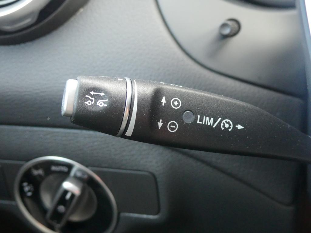 Mercedes-Benz GLA 220