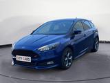Ford Focus Lim. ST Navi Kamera Xenon Recaro-Leder - Ford Focus Gebrauchtwagen in Düsseldorf