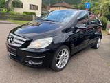 Mercedes-Benz B 180 *Pano*PDC*SHZ*Klima*Sport - Mercedes-Benz B 180 aus 2011