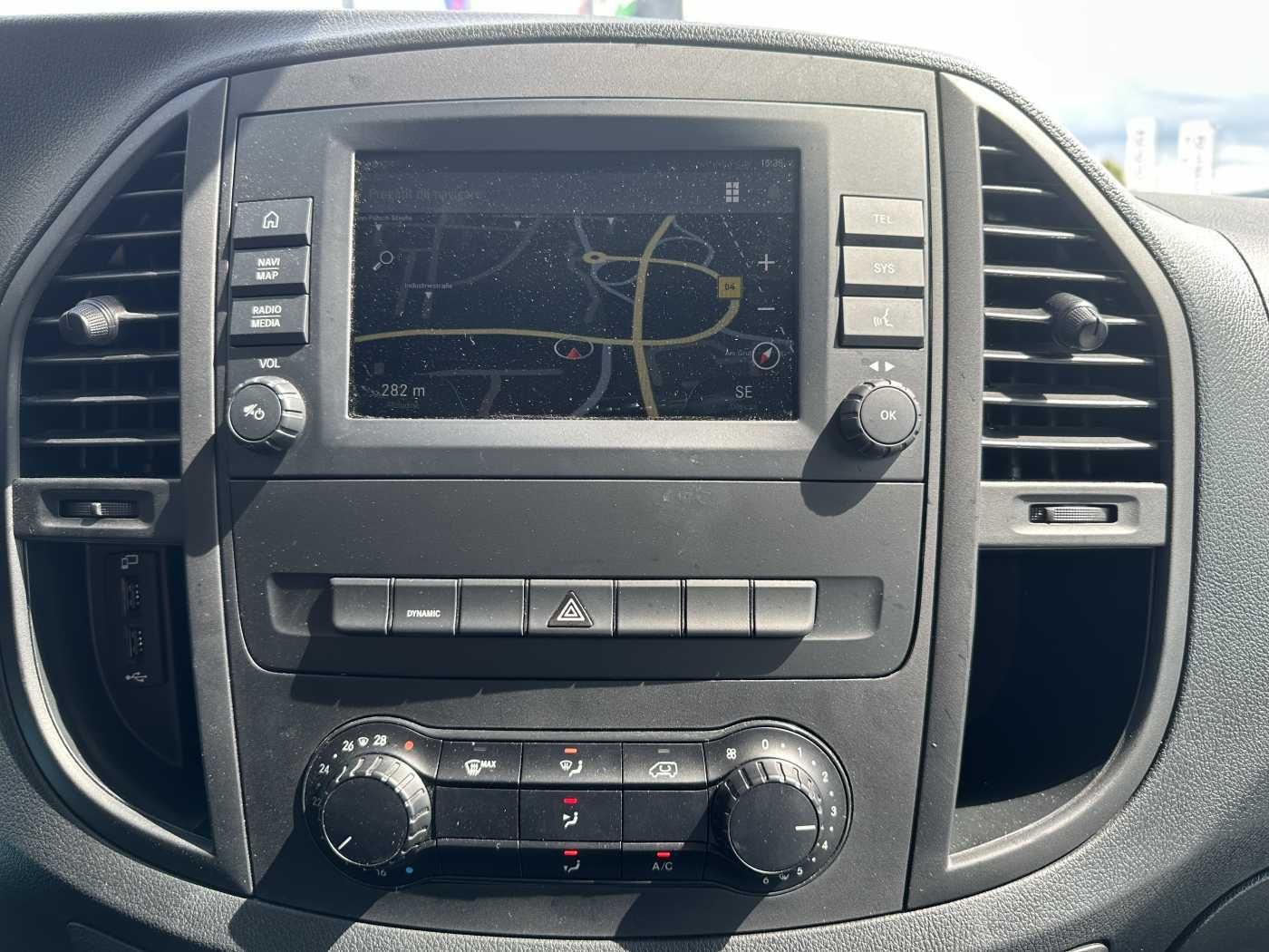 Fahrzeugabbildung Mercedes-Benz eVito 112 Klima Kamera Navi SHZ Tempomat
