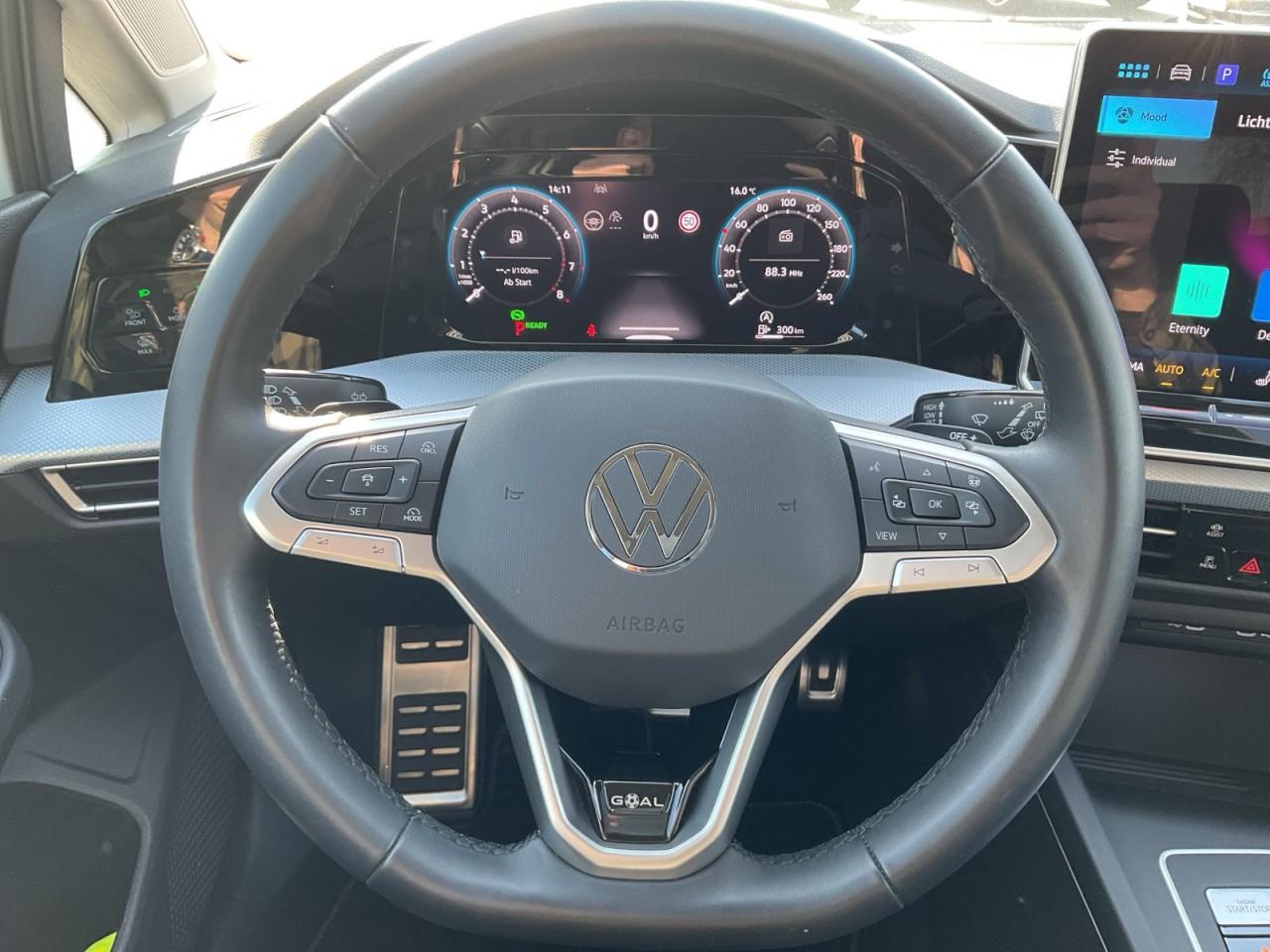 Volkswagen Golf VIII GOAL 1.5 eTSI OPF, DSG, Navi, LED-Plus, миниатюра 24