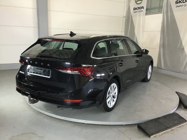 Fahrzeugabbildung Skoda Octavia Style 2.0 TDI Combi DSG/ACC/AHK/Navi/LED