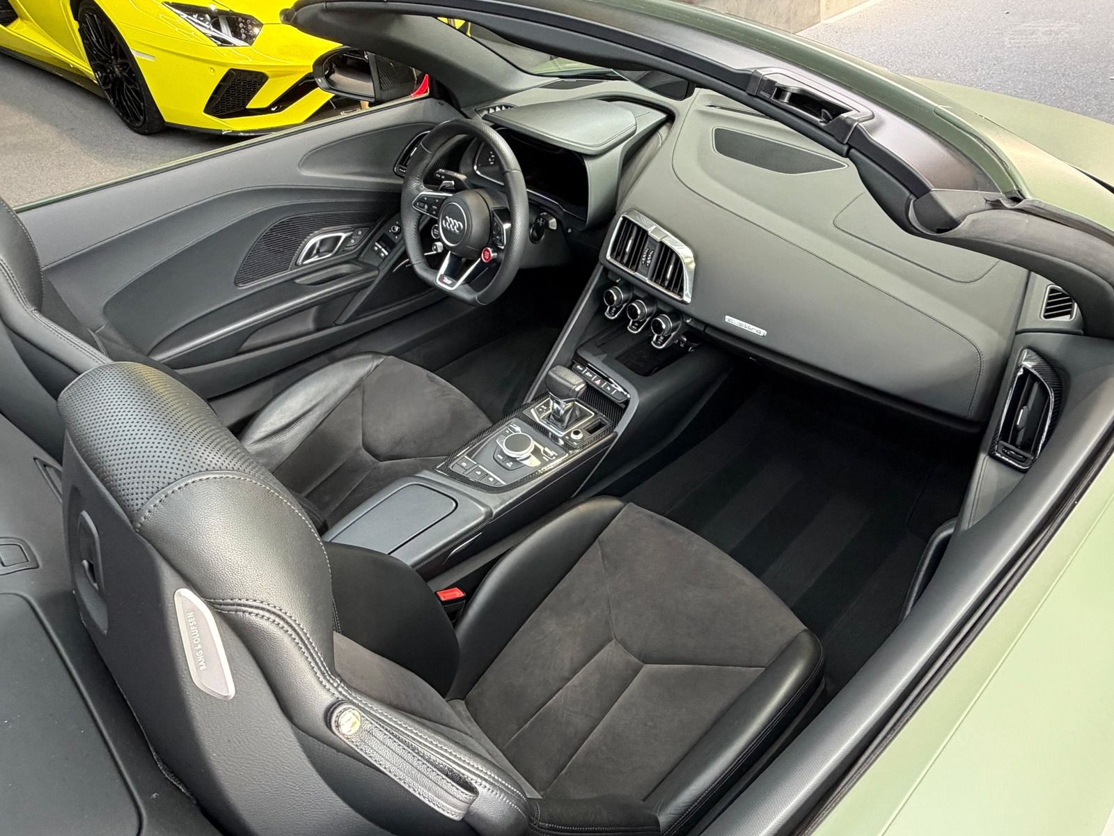 Audi R8 Spyder 5.2 FSI *Capristo*Carbon*B&O*Laser foto 23
