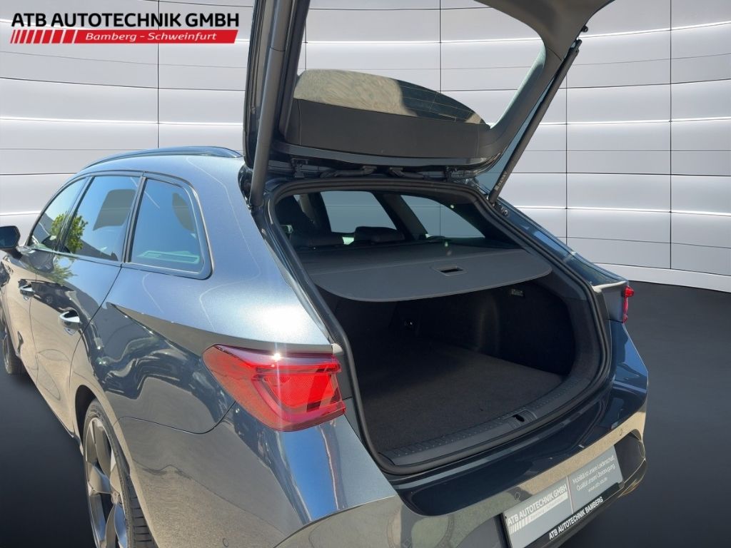 Fahrzeugabbildung CUPRA Leon ST e-HYBRID WINTER NAVI ACC elektr. HECKKL.
