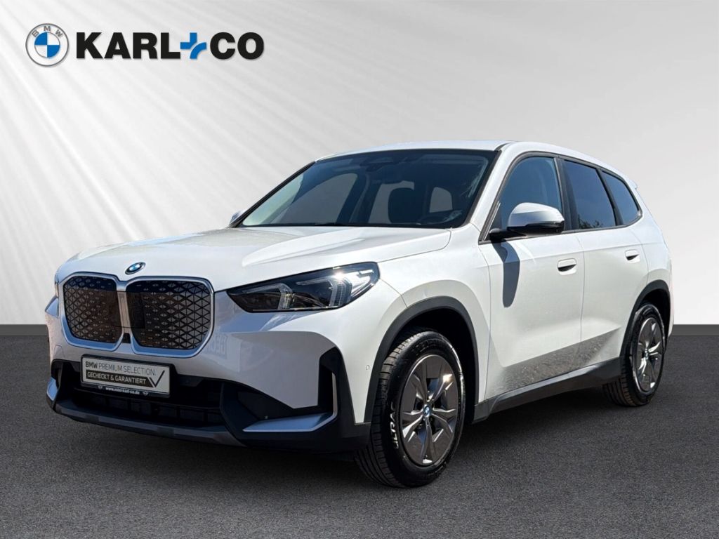 BMW iX1 30 xDrive Park-Assistent Fernlichtassistent