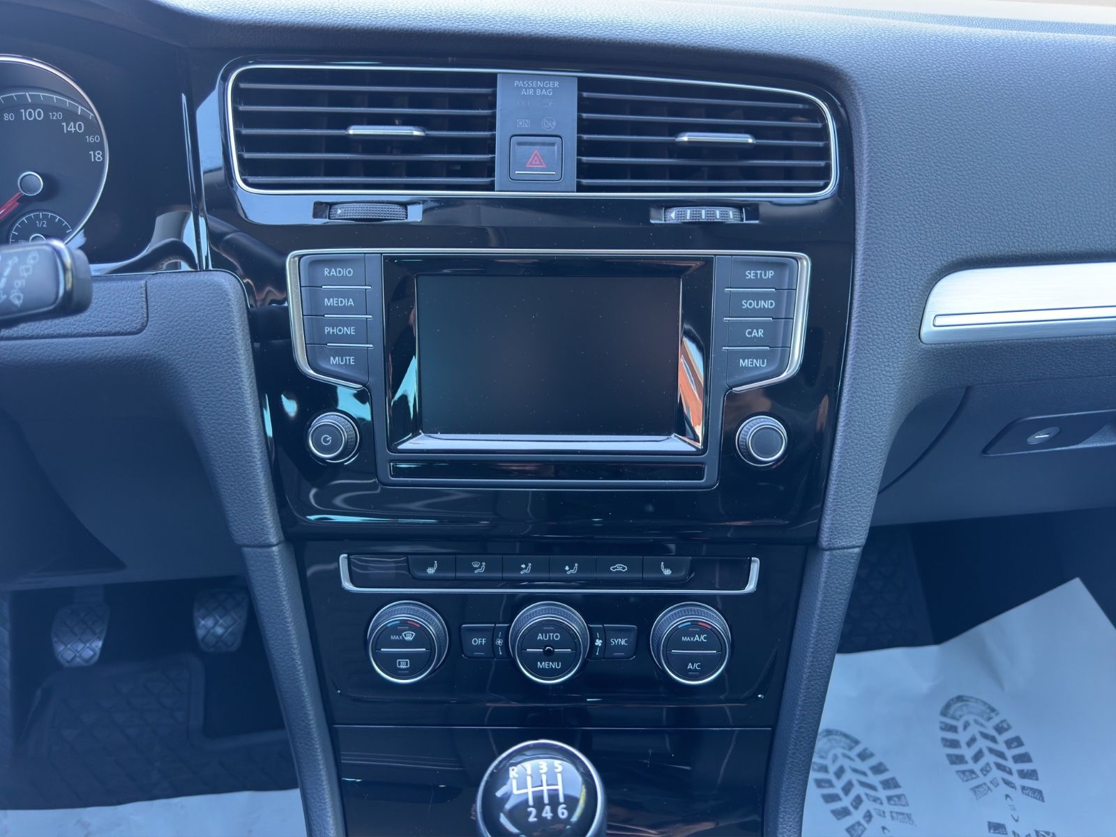Fahrzeugabbildung Volkswagen Golf VII Lim. BMT/Klimaautom./Sitzhz./PDC/Tempo.