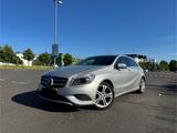 Mercedes-Benz A 180 - TÜV - Navigation - 3. Hand - Top Zustand - Mercedes-Benz A 180 in Bonn