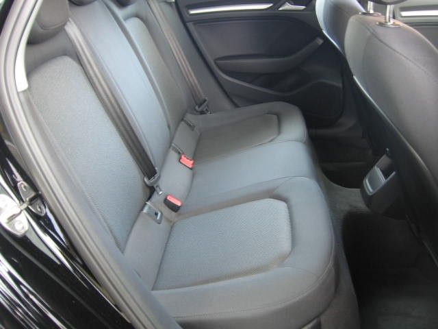 Fahrzeugabbildung Audi A3 Lim. 1.5 TFSI S-TRONIC NAVI/SHZ/TEMP./XENON