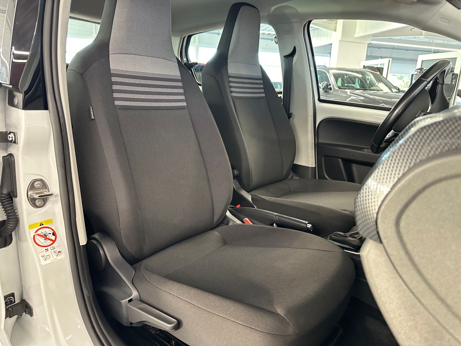 Volkswagen e-up! - Bild 13