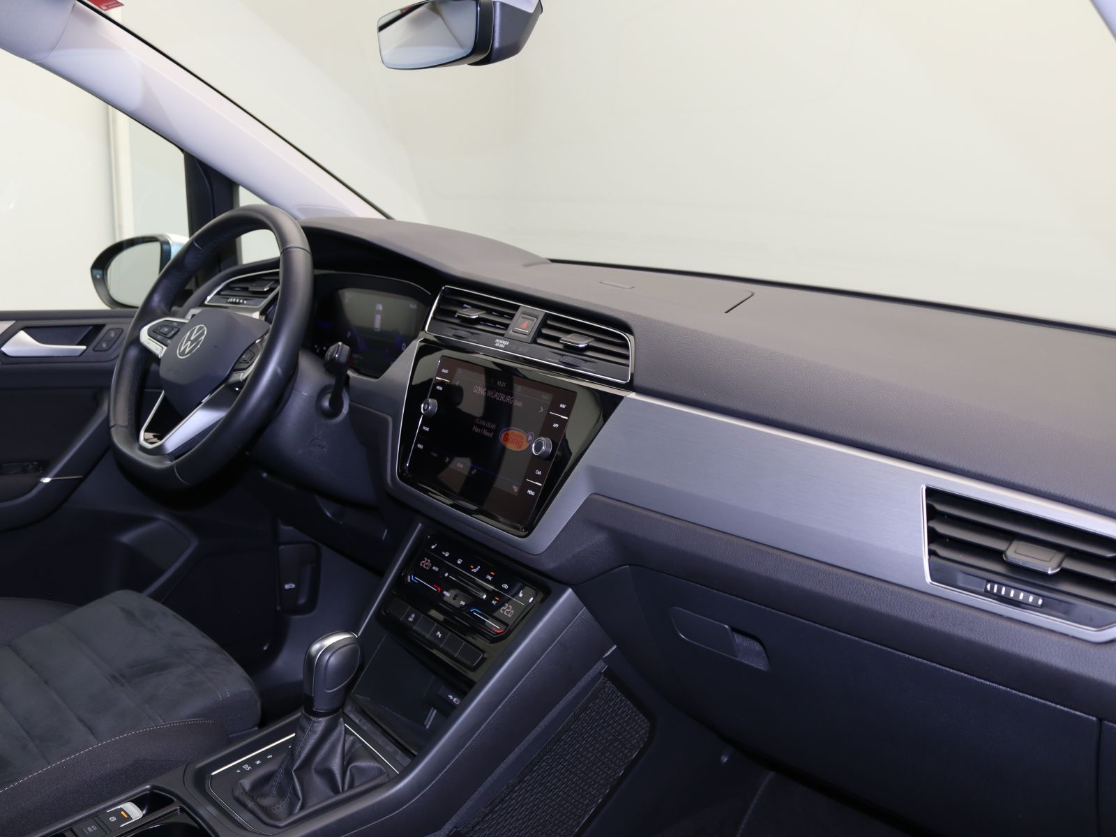 Volkswagen Touran - Bild 11