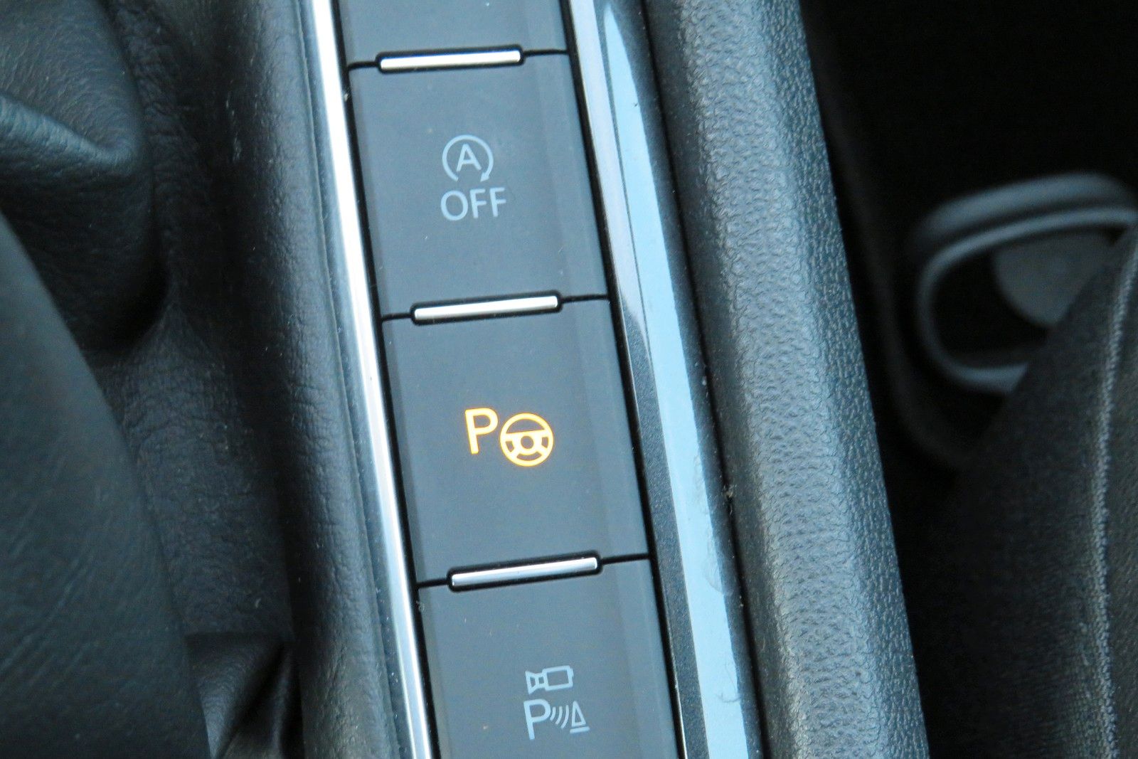 Fahrzeugabbildung SEAT Tarraco Xcellence PANO 7S ACC NAVI LEDER  LED