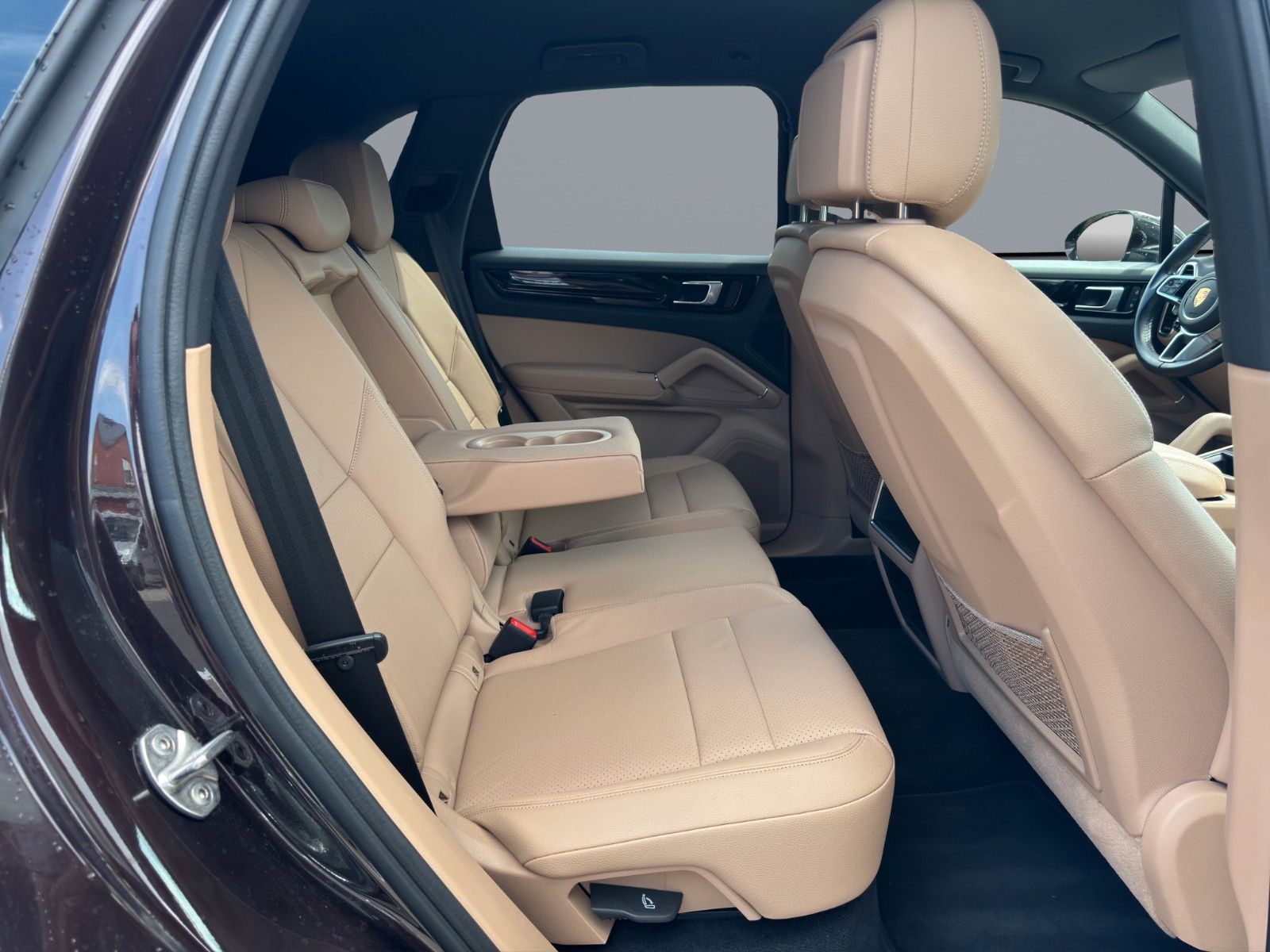 Porsche Cayenne Sport foto 16