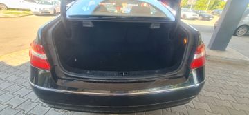Mercedes E 220 - 9