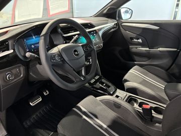 Fotografie 15 des Opel Corsa 1.2 Direct Injection Turbo Automatik GS