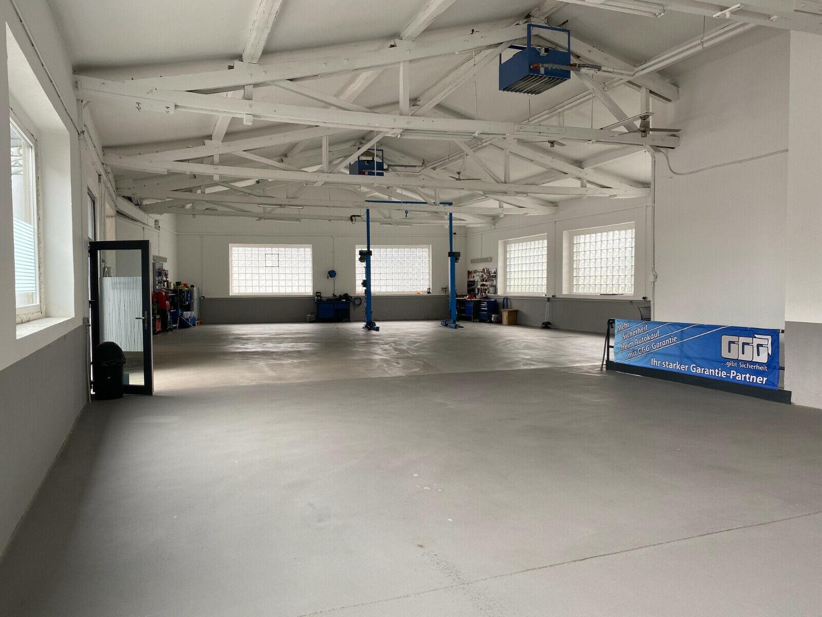 showroom-image-bottom