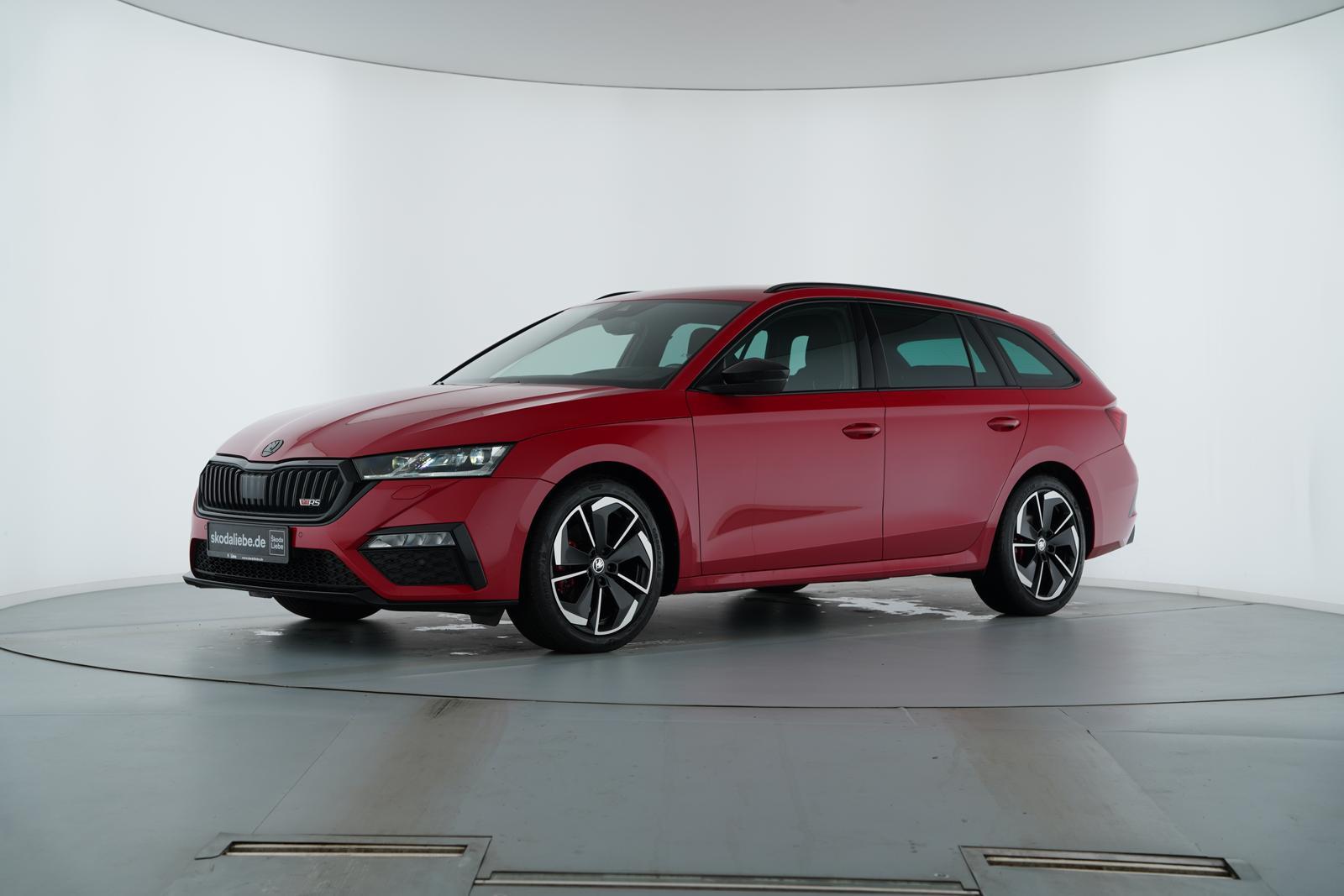 Skoda OCTAVIA COMBI RS 2.0TDI DSG -ANHÄNGERKUPPLUNG-