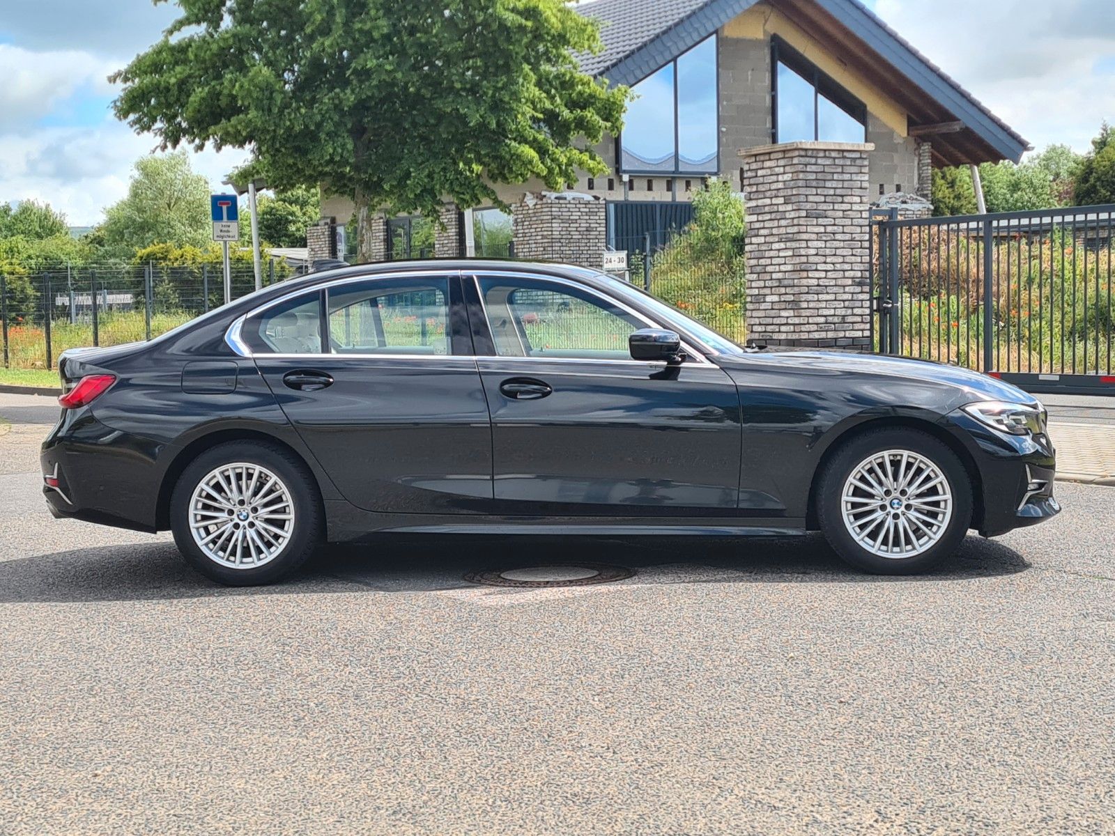 BMW 320 3 Limousine 320 i Luxury Line*LED*Navi*PDC* foto 6
