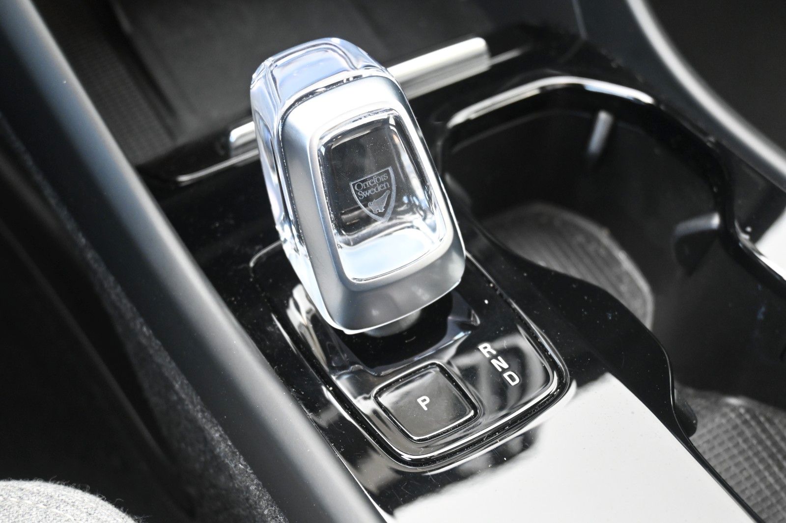 Fahrzeugabbildung Volvo C40 Ultimate BEV Single Motor H/K*AHK*PANO*