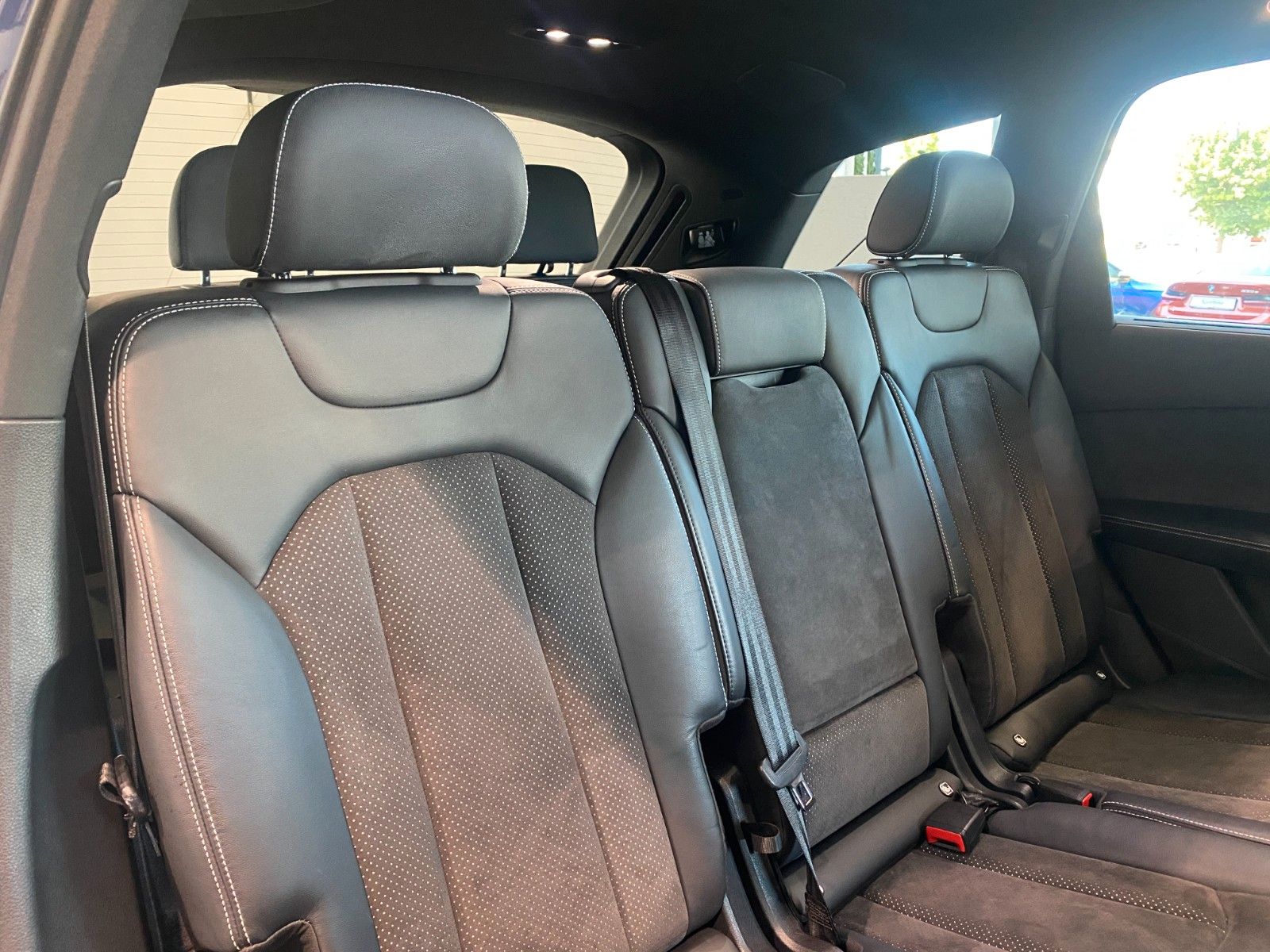 Audi Q7 50TDI S-line Matrix Luft Sthz HUD AHK ACC 7S foto 24
