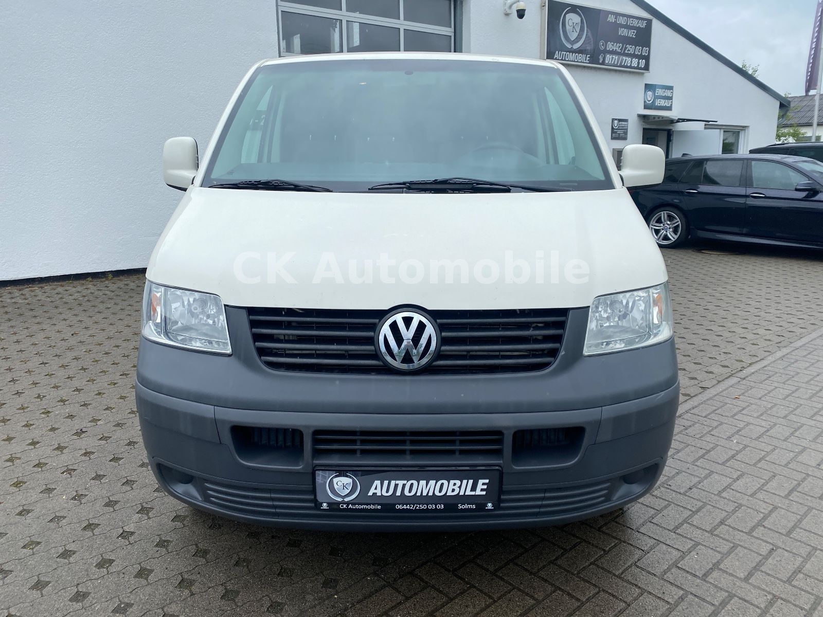 Fahrzeugabbildung Volkswagen T5 Transporter Kombi 1.9 TDI/9 Sitze/Klima/AHK