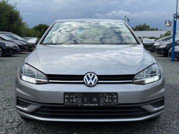 Volkswagen Golf - 3