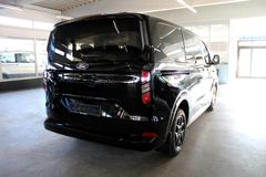 Fahrzeugabbildung Ford Tourneo Custom 2.0 EcoBlue L1 Titanium AUTOMATIK