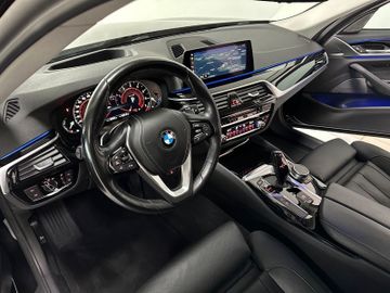 Fahrzeugabbildung BMW 540i xD Sport Line ACC 360°Belüftung DAB HUD H/K