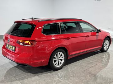 Volkswagen Passat - 6