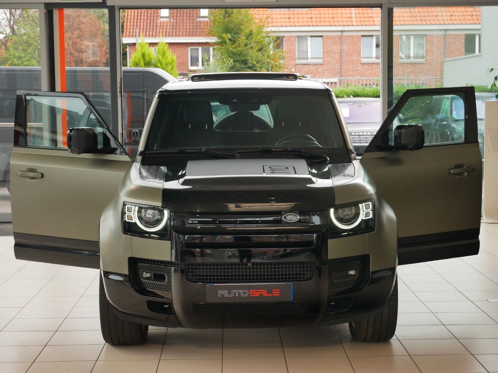 Land Rover Defender X 110 P400e X Pano/AHK/Matt/22/ACC/Dyna imagem 3