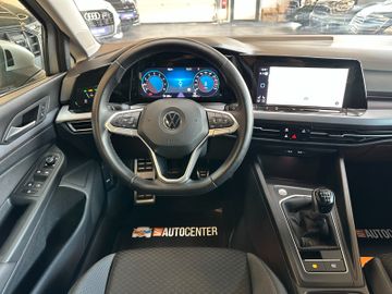 MYAUTOCENTER – Gebraucht- und Jahreswagen mit Werkstattservice in Pfaffenhofen Volkswagen Golf VIII Variant *Parkass.*LED*Virtuel*AHK*