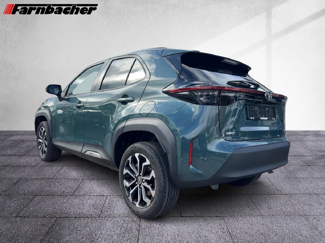 Fahrzeugabbildung Toyota Yaris Cross 1,5 Hybrid Teamplayer *Safety+Winter