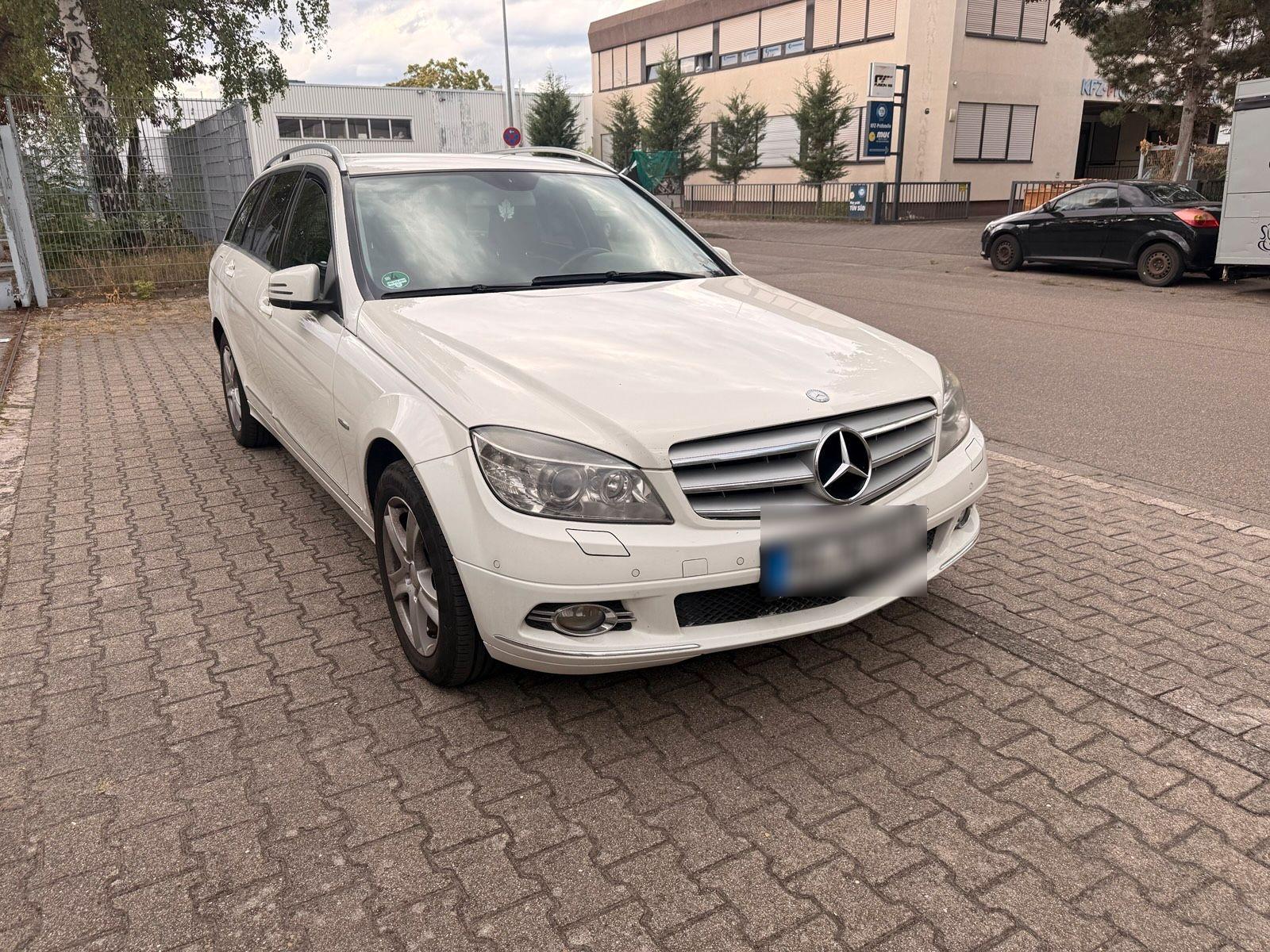 Mercedes-Benz C220 2009 — photo 5