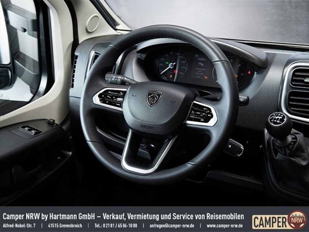 Crosscamp EXPDN Peugeot CROSSCAMP EXPDN 7.0 E DAB +Markise