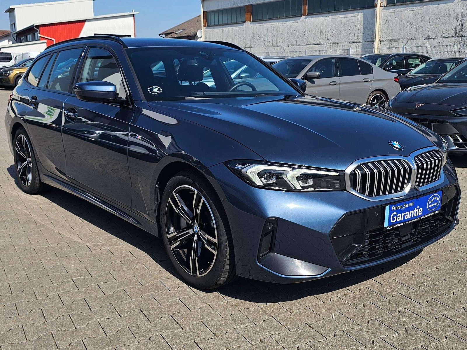 BMW 330 330 i xDrive M Sport Kamera*Navi*Alcantara*1
