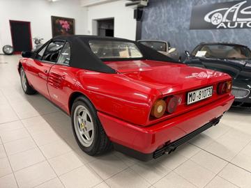 1989 Ferrari MONDIAL 照片 9